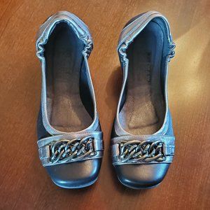 MamZelle Ballerina Flats (NIB)